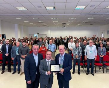 2E368C2E-D4F5-4BE4-AF0F-F62483D601A2