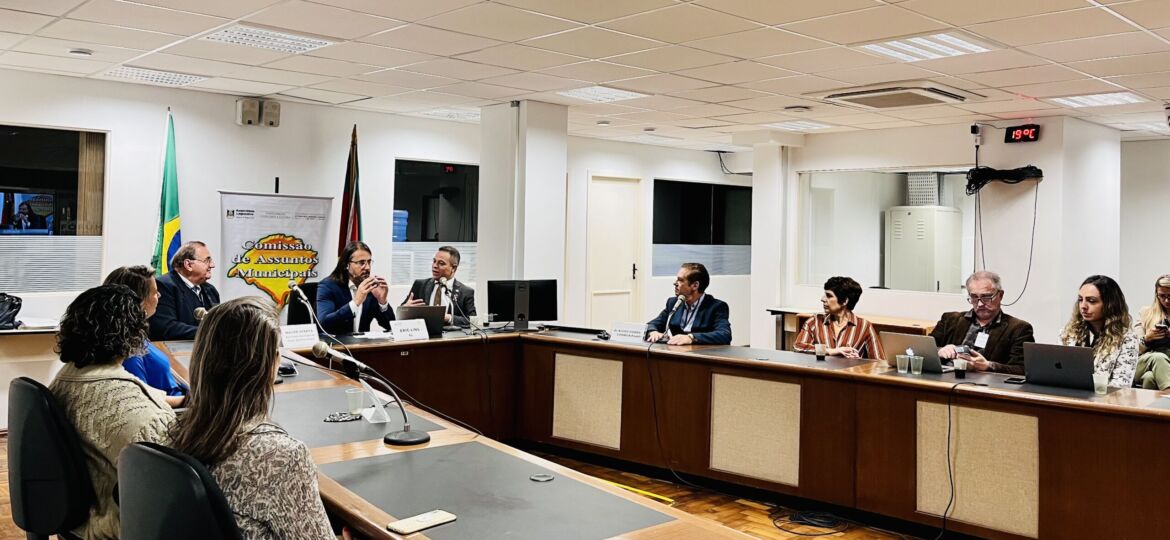 3D43570C-504A-4D05-AACD-33671EAA2B80