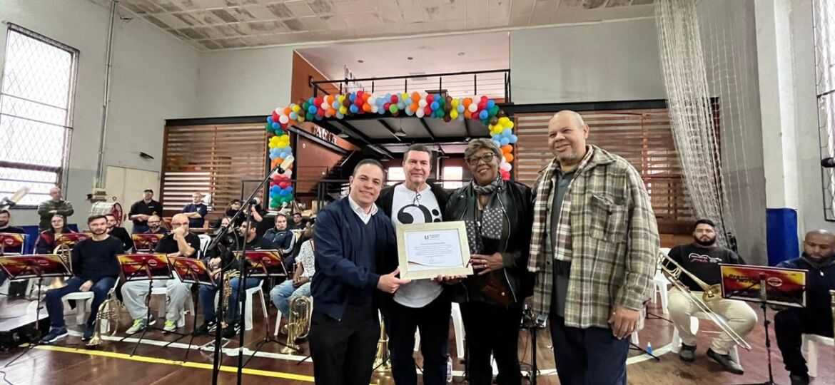 22A4FDC6-D3D5-48EB-A39E-62A403F8E3EC