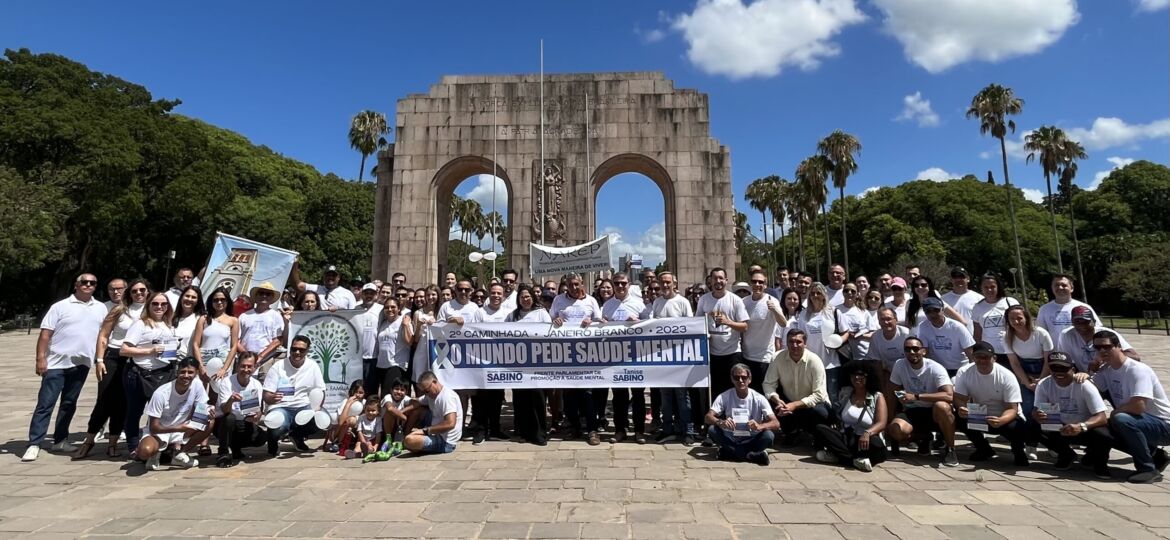 21940028-30DF-43B4-A14D-387D45B3F613