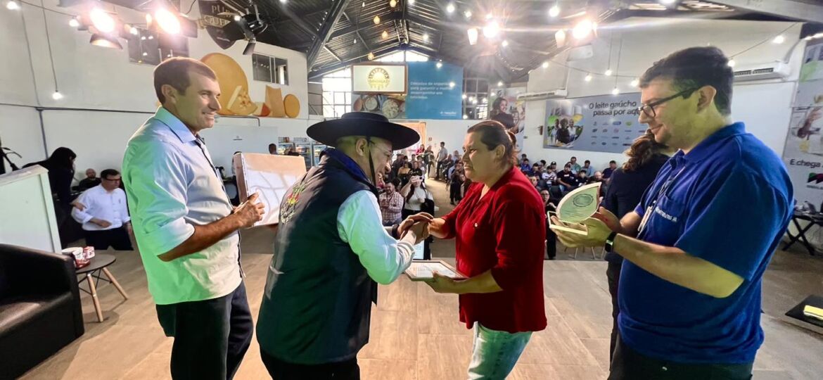 370290594_843736697314738_7362880735571414554_n